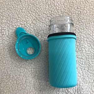 Masontops Mason Jar Hydration Set - Mason Jar - Insulator Sleeve 
16 Ounce Drink